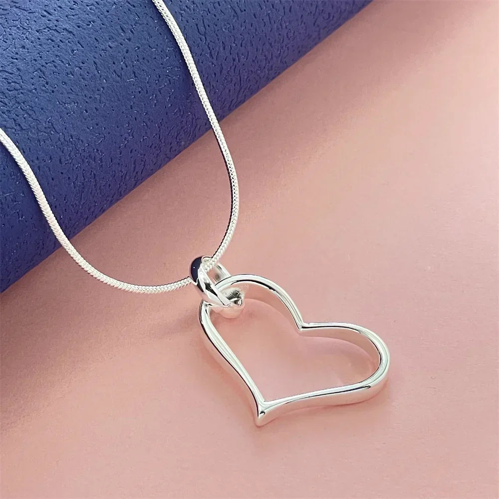 Eliska Necklace