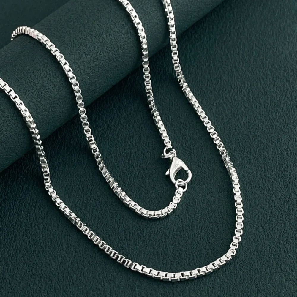 Skära Necklace