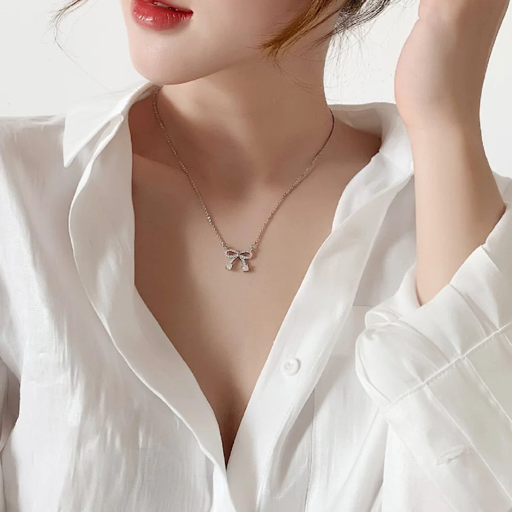 Alvorn Necklace